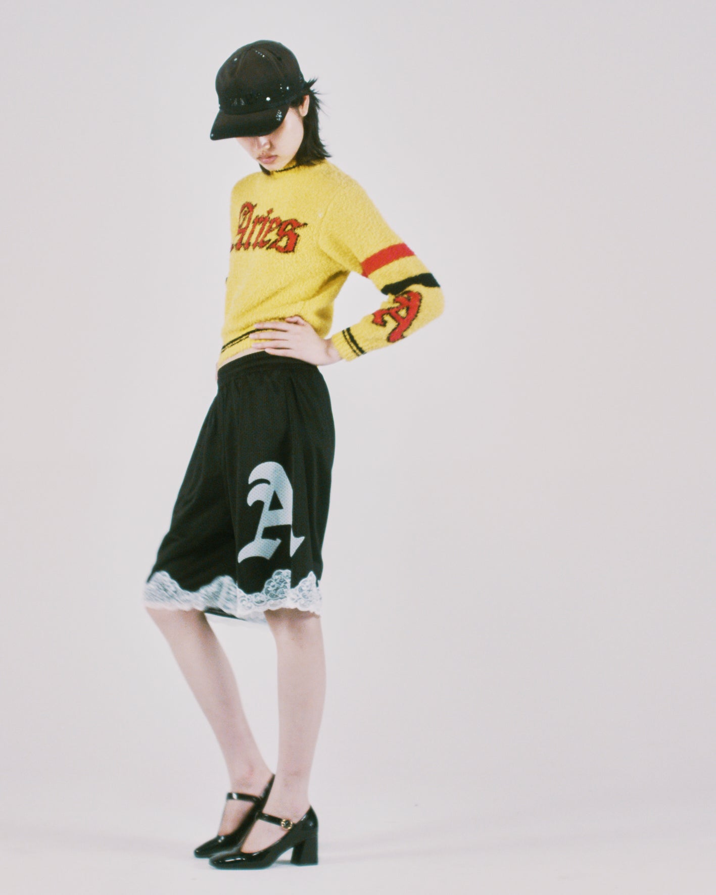 Pants and Sweatpants – Aries