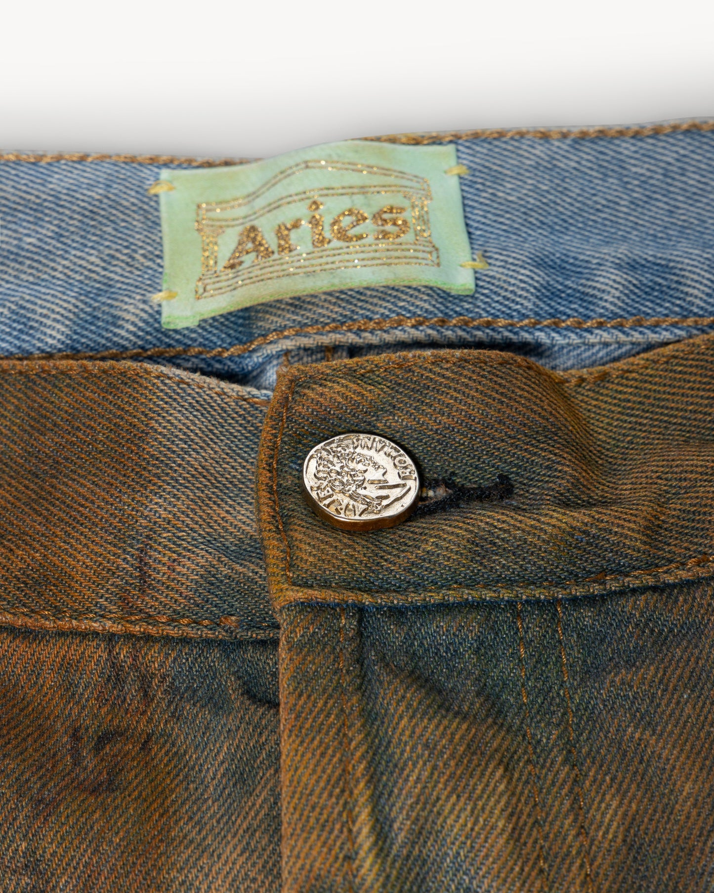 Aries x KFC Lilly Jean