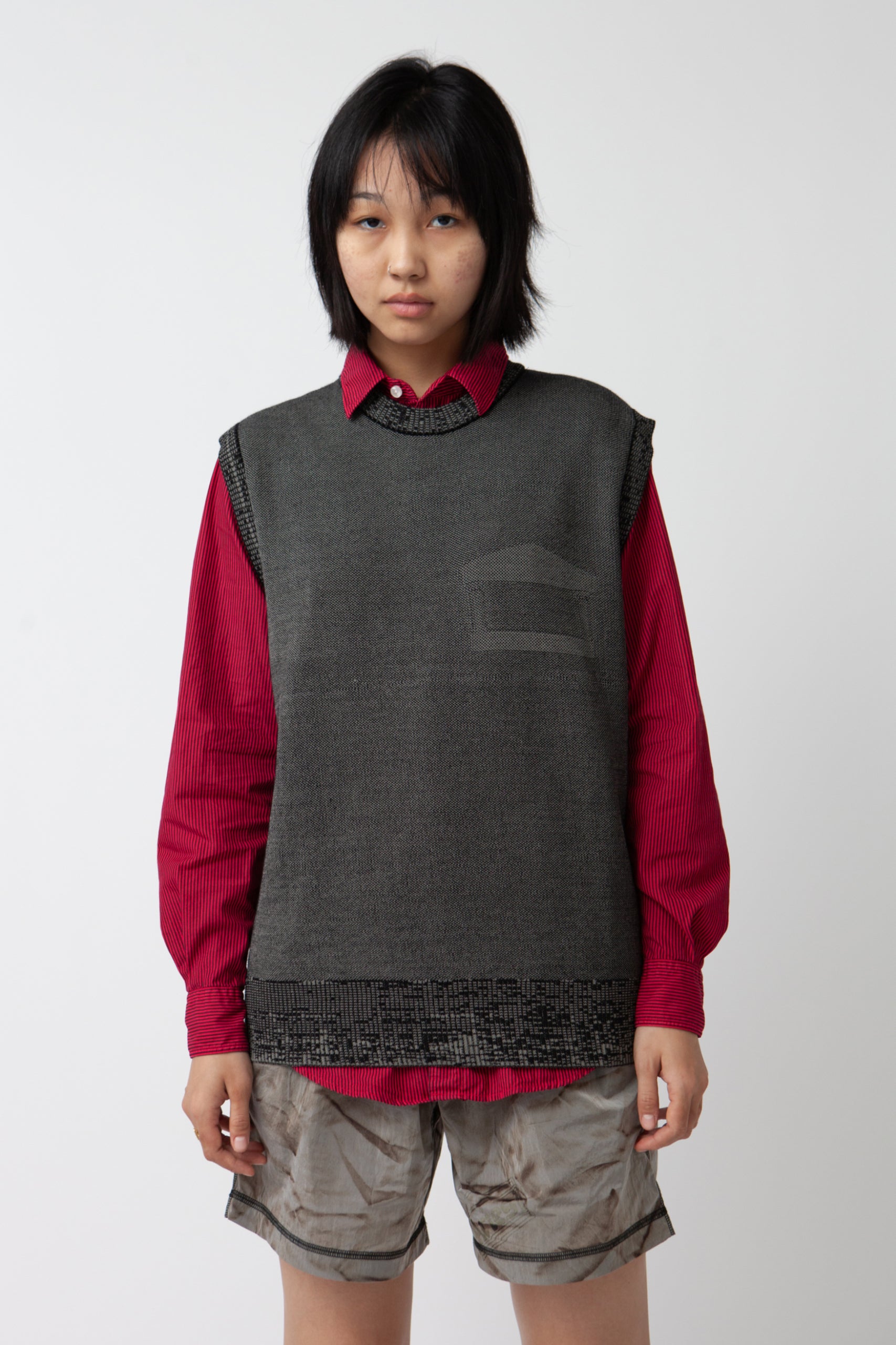 画像をギャラリービューアに読み込む, Glitch Temple Knit Vest