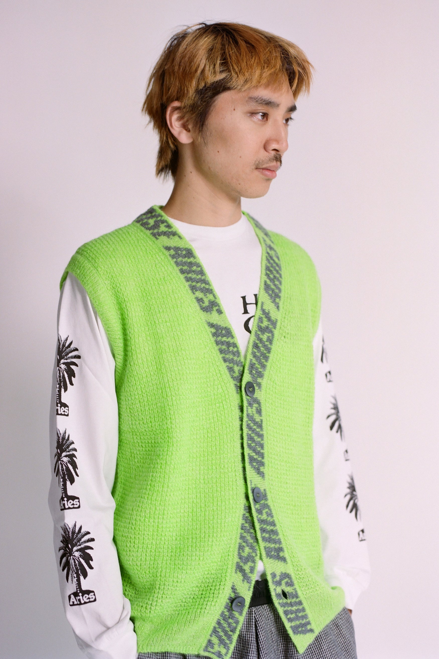 Load image into Gallery viewer, Waffle Knit Sweater Vest