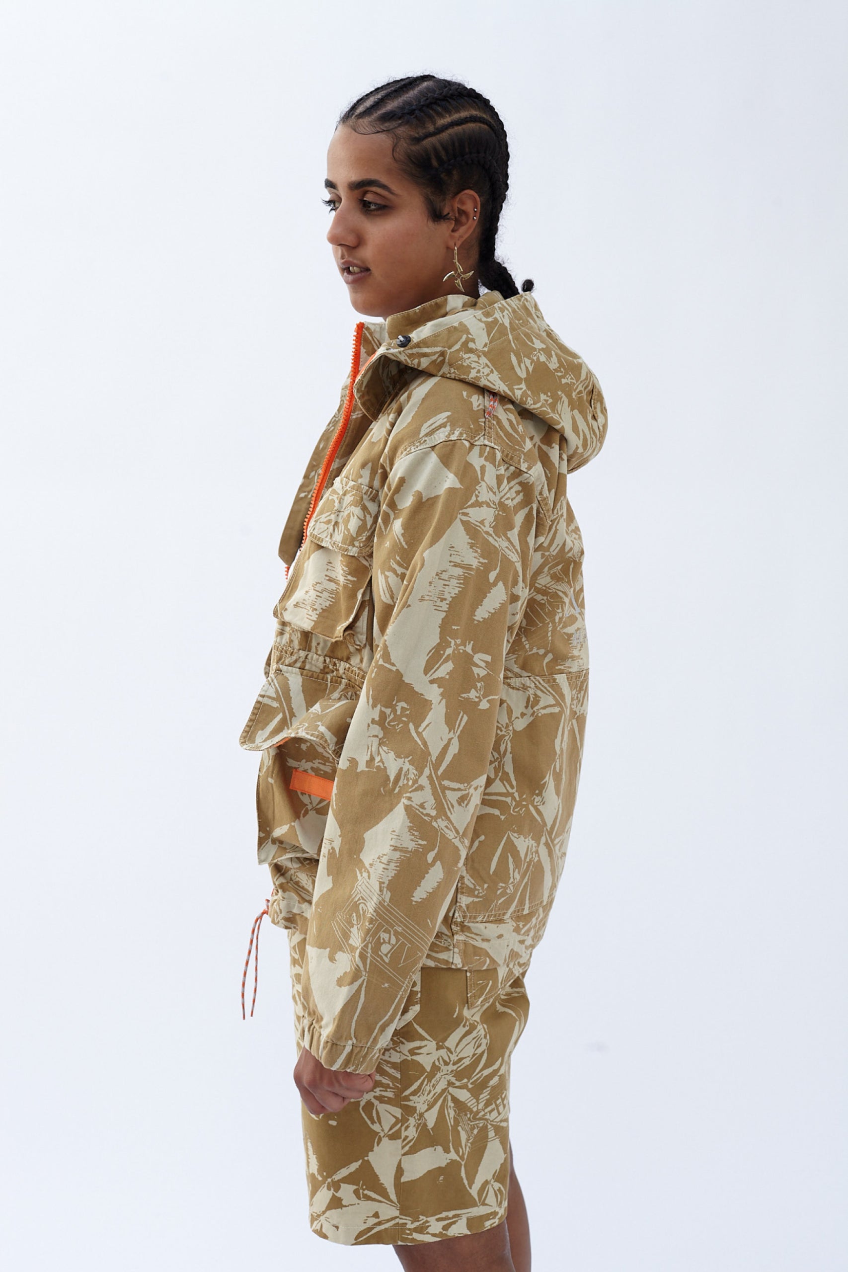 Load image into Gallery viewer, Crinkle Camo Cargo Jacket
