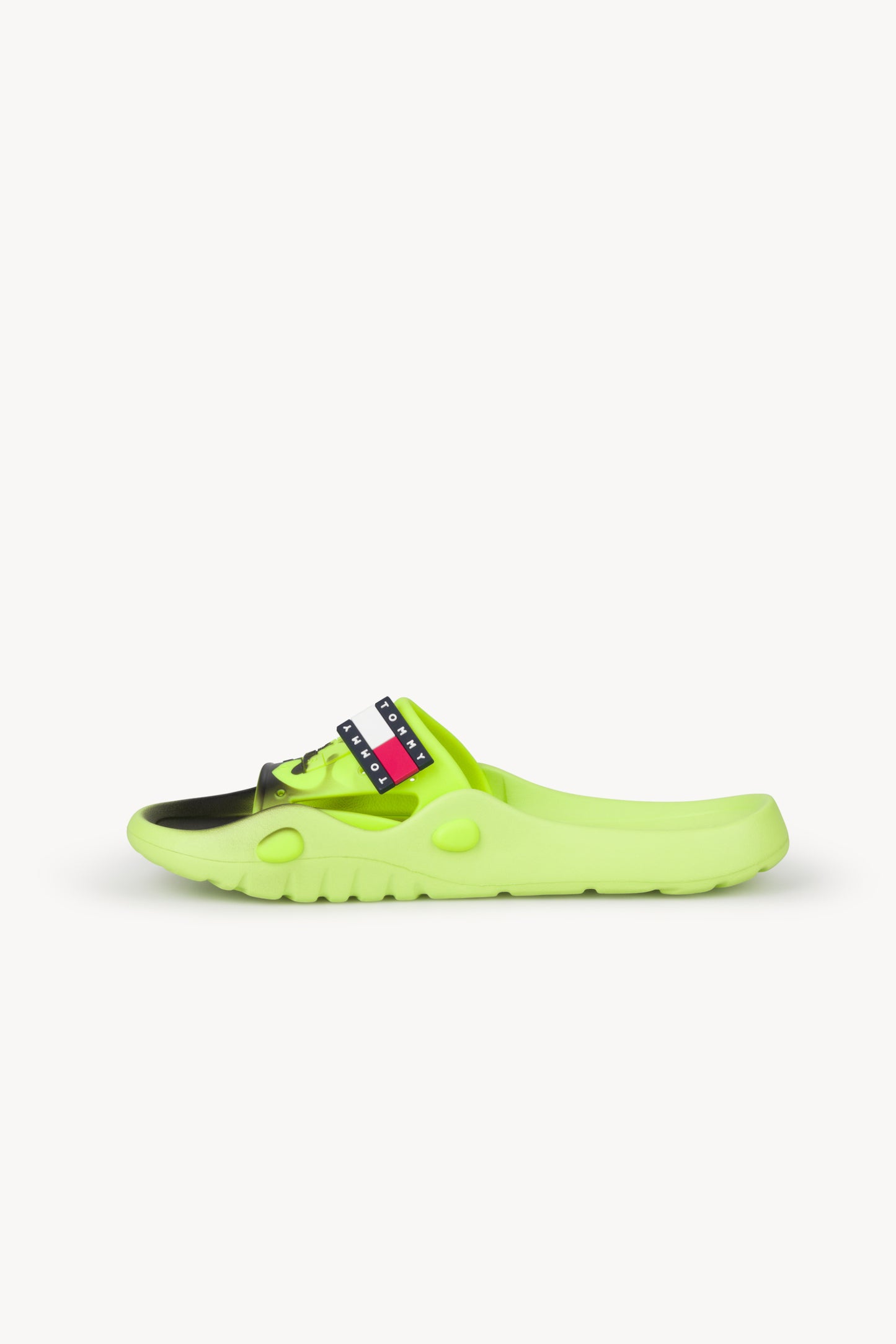 Tommy X Aries Sliders